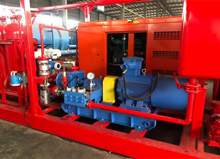 三柱塞高壓往復(fù)泵(荊門四機(jī)械廠)